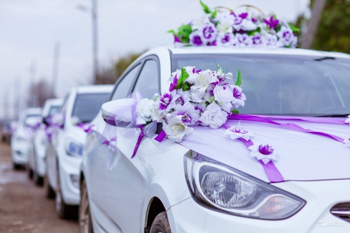 Как выбрать подходящий автомобиль для свадебного кортежа в Москве