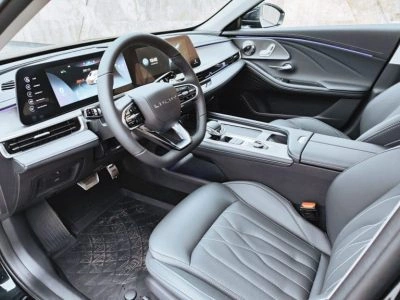 Chery Arrizo 8