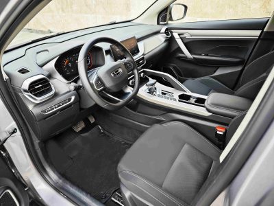 взять в аренду Geely Coolray
