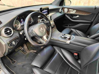 взять в аренду Mercedes-Benz GLC Coupe 250d AMG