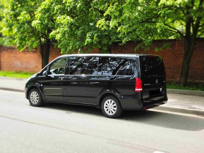взять в аренду Mercedes-Benz Vito 250d Tourer