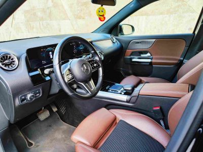 взять в аренду Mercedes-Benz GLA II new