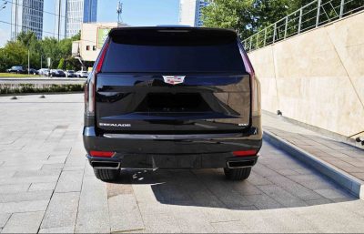 взять в аренду Cadillac Escalade