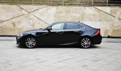 взять в аренду Lexus IS 300