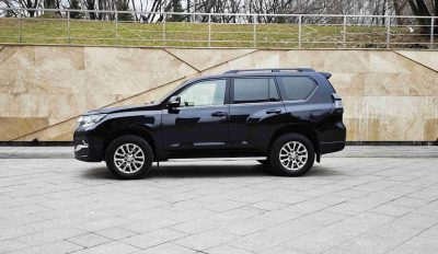 взять в аренду Toyota Land Cruiser Prado
