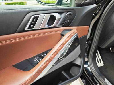 взять в аренду BMW X6 30d xDrive