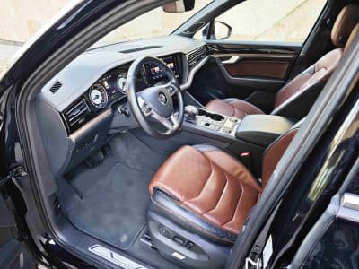 взять в аренду Volkswagen Touareg