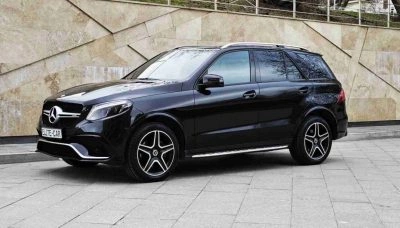 Mercedes-Benz GLE 300d AMG