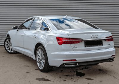 взять в аренду Audi A6 new
