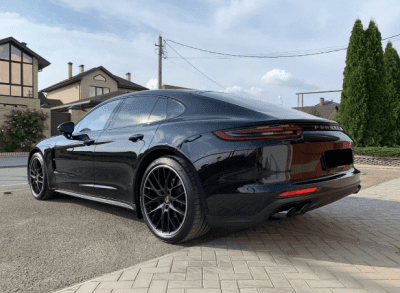 взять в аренду Porsche Panamera