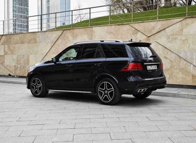 взять в аренду Mercedes-Benz GLE 300d AMG