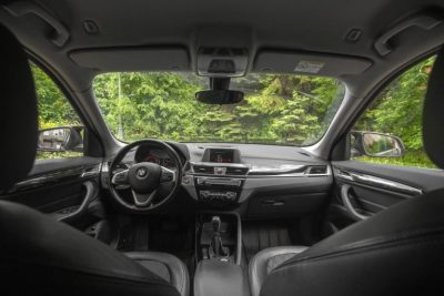 взять в аренду BMW X1 20d xDrive
