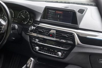взять в аренду BMW 520d xDrive