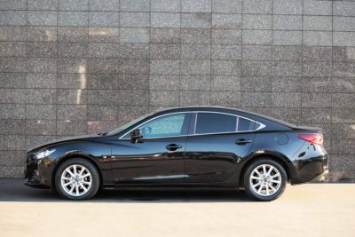 взять в аренду Mazda 6