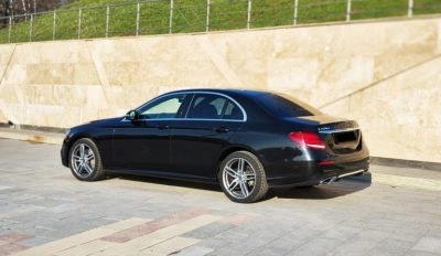 Mercedes-Benz E220d Sport W213