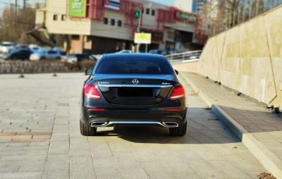 взять в аренду Mercedes-Benz E220d Sport W213