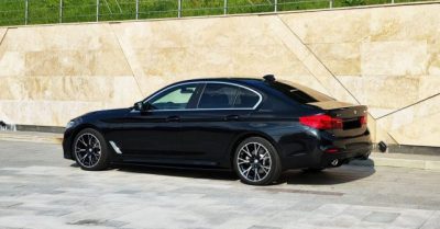 взять в аренду BMW 520d xDrive G30
