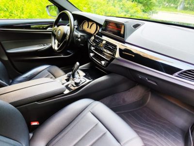 взять в аренду BMW 520d xDrive G30