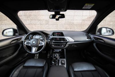 взять в аренду BMW X3 20d xDrive