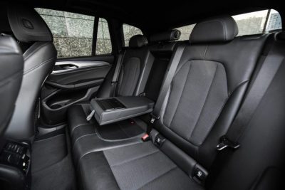 взять в аренду BMW X3 20d xDrive