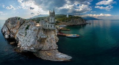 Аренда авто для поездки в Крым