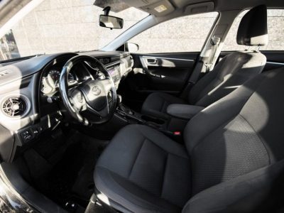 взять в аренду Toyota Corolla
