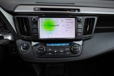 взять в аренду Toyota Rav4 4×4