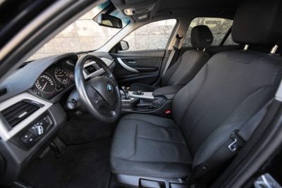 взять в аренду BMW 318i