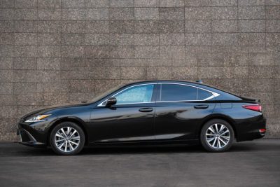 взять в аренду Lexus ES VII New