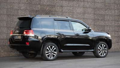 взять в аренду Toyota Land Cruiser 200 Рестайлинг 2