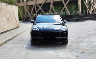 взять в аренду Porsche Cayenne III