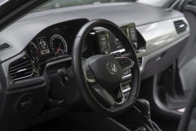 Volkswagen Polo AT