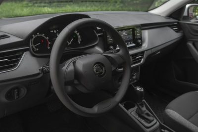 взять в аренду Skoda Rapid АТ