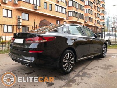 взять в аренду Kia Optima 2019