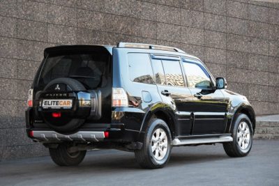 взять в аренду Mitsubishi Pajero