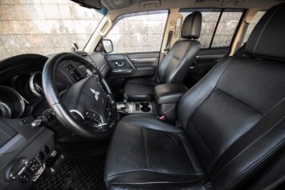 взять в аренду Mitsubishi Pajero