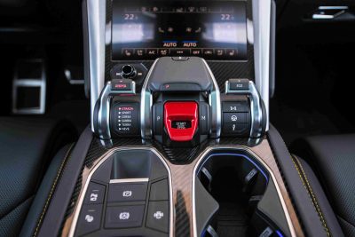 взять в аренду Lamborghini Urus