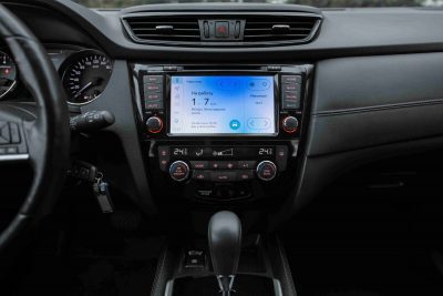 взять в аренду Nissan Qashqai 2019