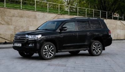 Toyota Land Cruiser 200 Рестайлинг 2