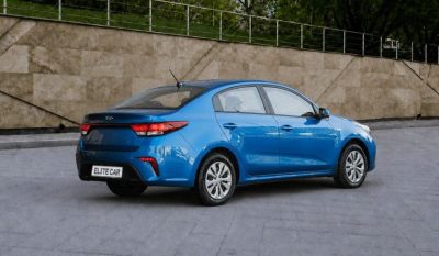 KIA Rio AT