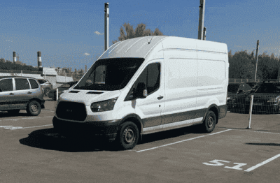 взять в аренду Ford Transit