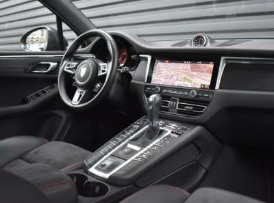 взять в аренду Porsche Macan GTS