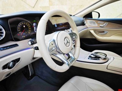 взять в аренду Mercedes-Benz CLS 53 AMG
