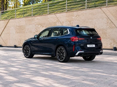 взять в аренду BMW X3 30L xDrive